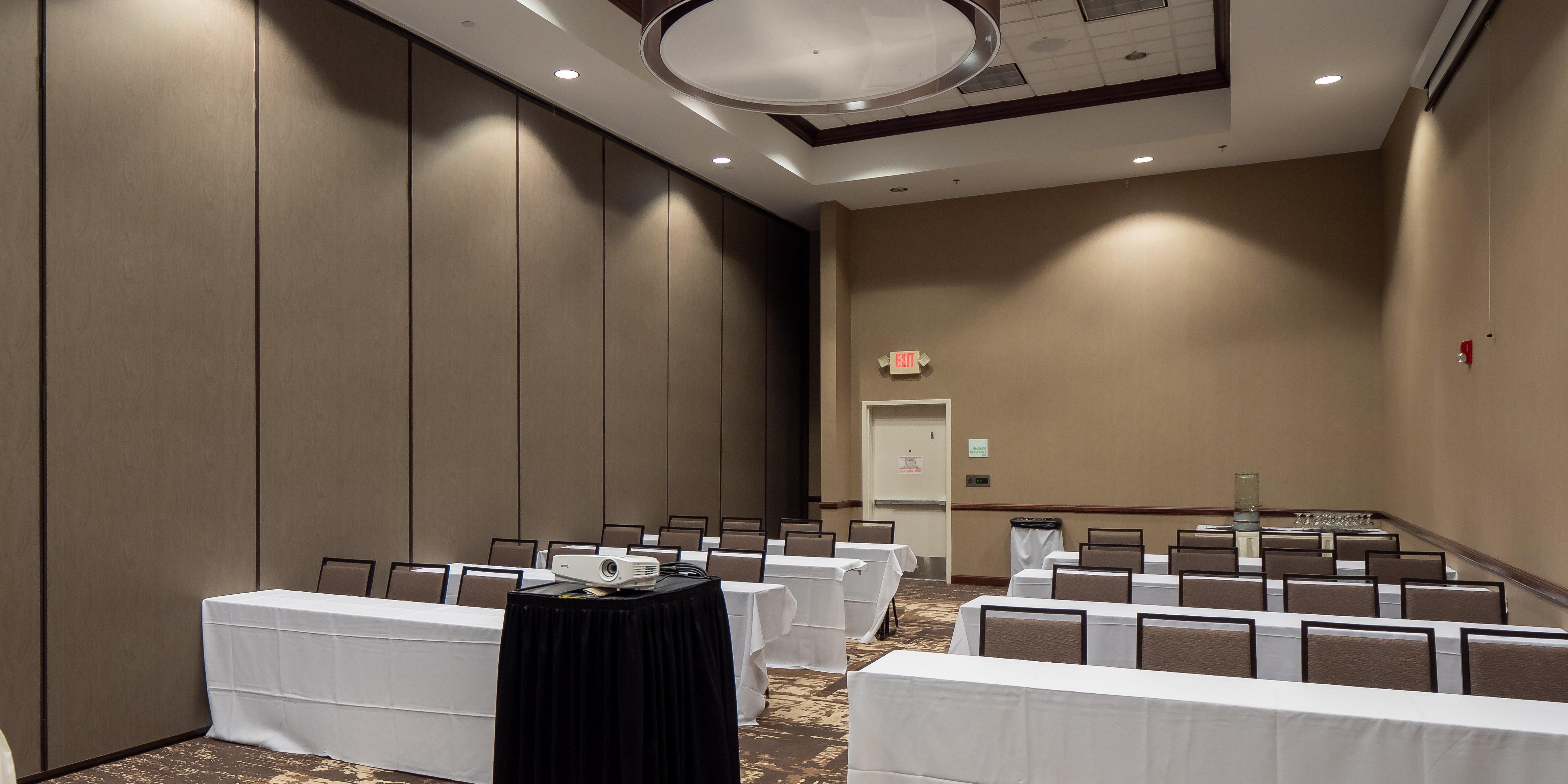 Holiday Inn Conference Center Marshfield, An Ihg Hotel Екстериор снимка